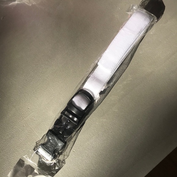 🐶 XL LED Dog Safety Collar White - Picture 8 of 8